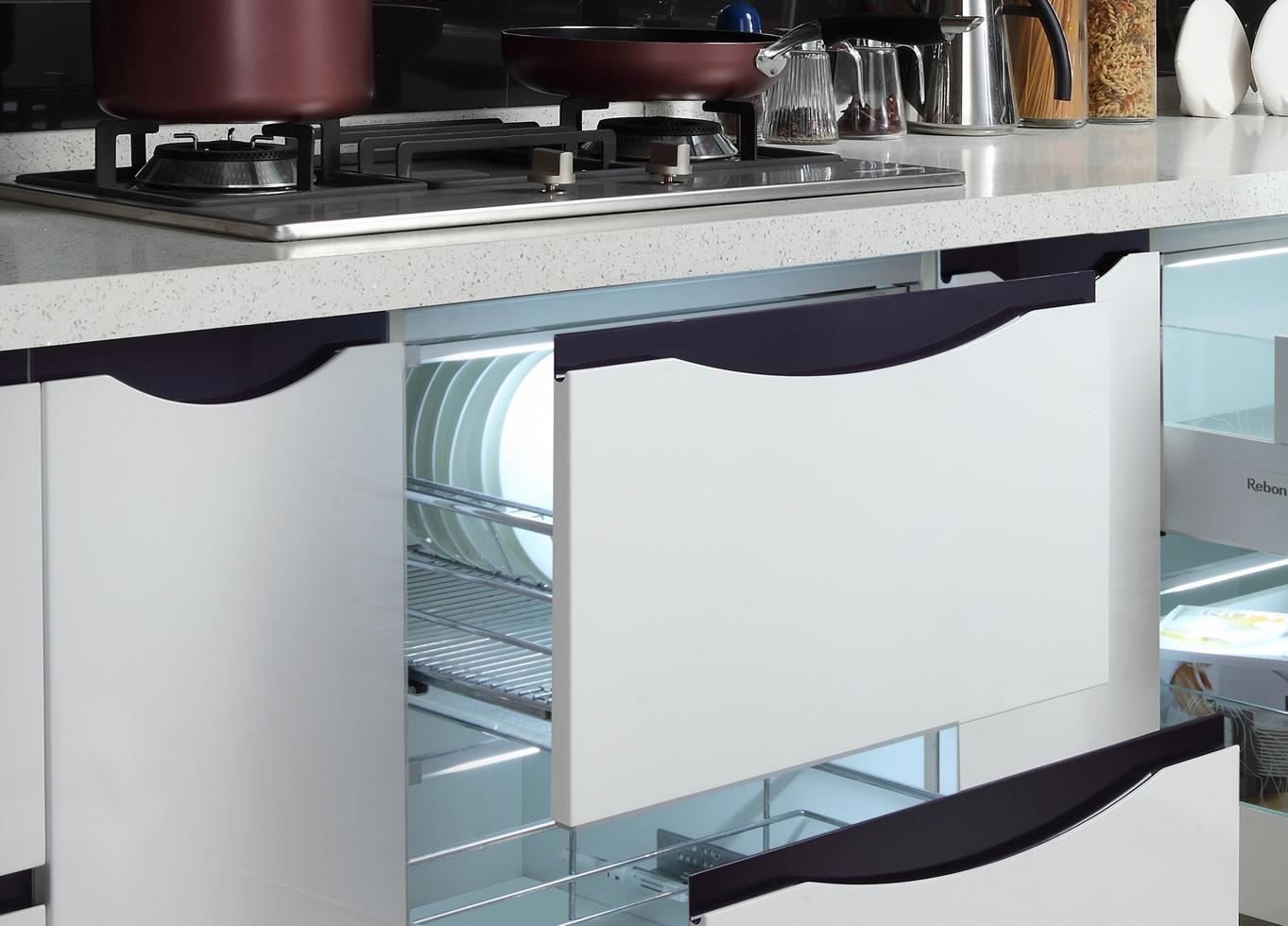 Handle embedded design